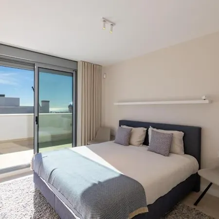 Atico Con Vistas Al Mar Y Terraza De 240m2 アパート